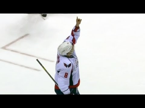 Ovechkin blasts home his 50th goal on the PP