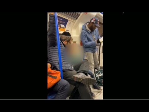 Police hunting this man who abused Jewish travellers (1) (UK) - ITV London News - 22nd November 2019