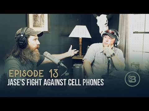 Jase's Fight Against Cell Phones | Ep 13