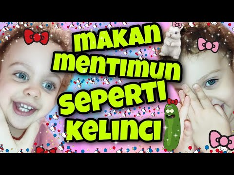 baby-jasmint-rich-shine-lucu-sekali-makan-mentimun-sepert-kelinci-ditemani-mommy-nastasya-shine