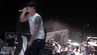Hit The Lights-Breathe In-Warped 09- Camden NJ