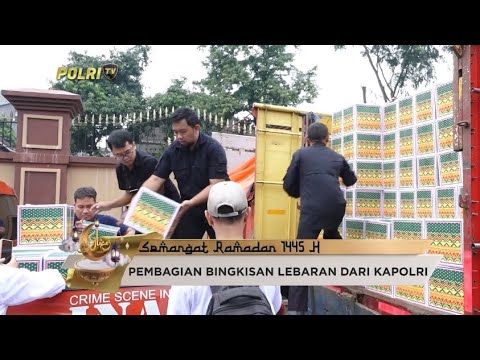 KAPOLRI BAGIKAN PARSEL LEBARAN