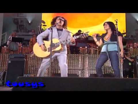 Julieta Venegas & Coti - Nada Fue un Error - Los Nº 1 de 40 principales en Concierto.