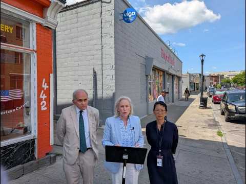 Video: Gillibrand Ties Grocery Price Increases to Iran Conflict and Tariffs in Poughkeepsie
