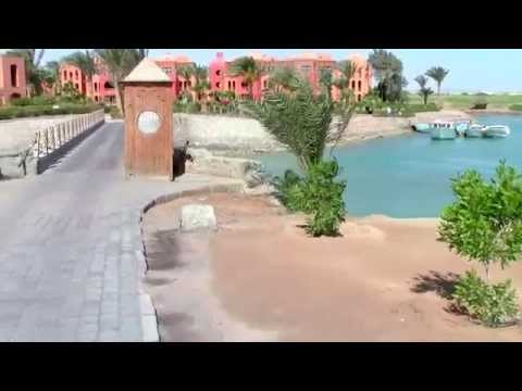 Отель Steigenberger Golf Resort 5* и гольф-поля вокруг него . Эль Гуна .