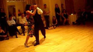 Guillermo Merlo y Fernanda Argentine Tango (2 of 4)