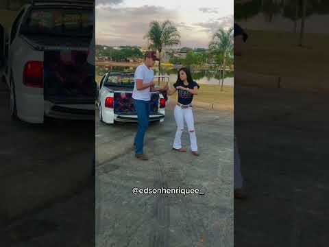 Casal Dançando Forro Eletronico