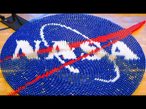 100,000 Dominoes - Space Exploration, NASA, & the Moon Landing
