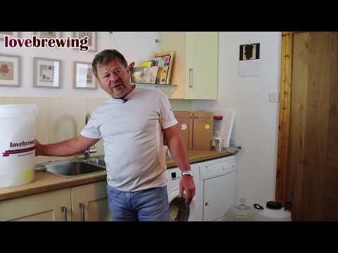 Beginners Beer Brewing Part 1 - Cleaning, Sterlising & Temperature