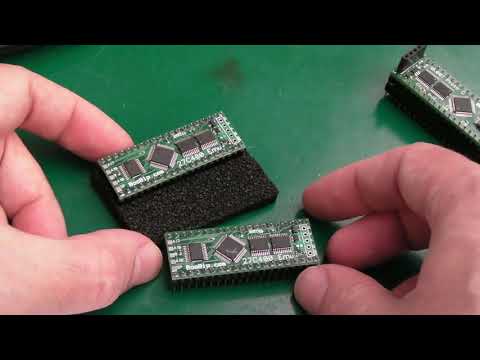 Boobip 27C400 ROM Emu (Commodore Amiga Kickstart Switcher)