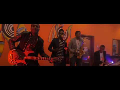 Chinbees - ZUZU (Official Music Video)