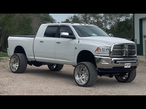 Thumbnail for Debadging my 4th gen cummins!! by Debadging