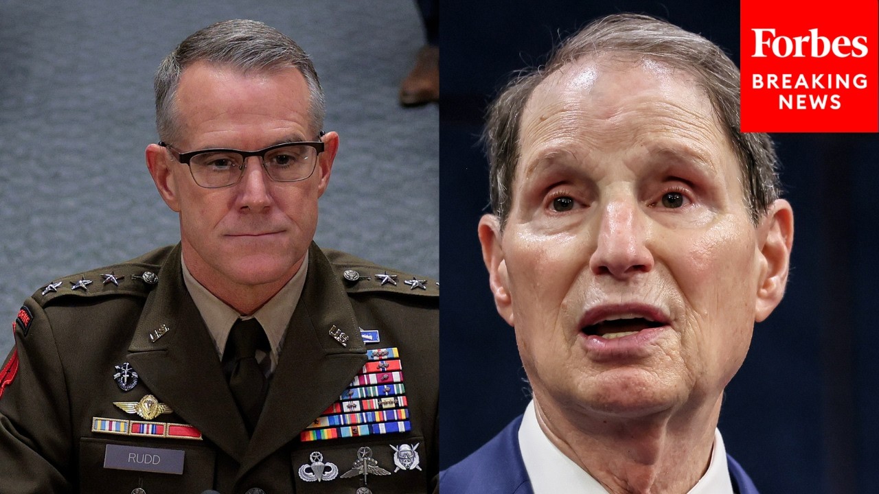 Ron Wyden Warns Against Confirming Trump's NSA Nom After 'Deeply Troubling' Answers To Questions