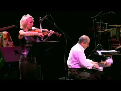 CLASSICO LATINO - "Alice in Wonderland" by Ivan Guevara.