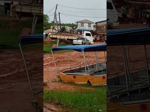 Porto de Pauini Amazonas dia de muita chuva 🌧️
