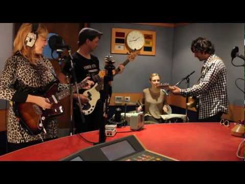 Piney Gir - Here's Looking At You (Live For Ruth Barnes at Breakfast)