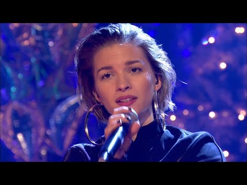 [Original Audio] Alan Walker feat. Tove Styrke - Faded (Live Top of the Pops New Year 2017 BBC)