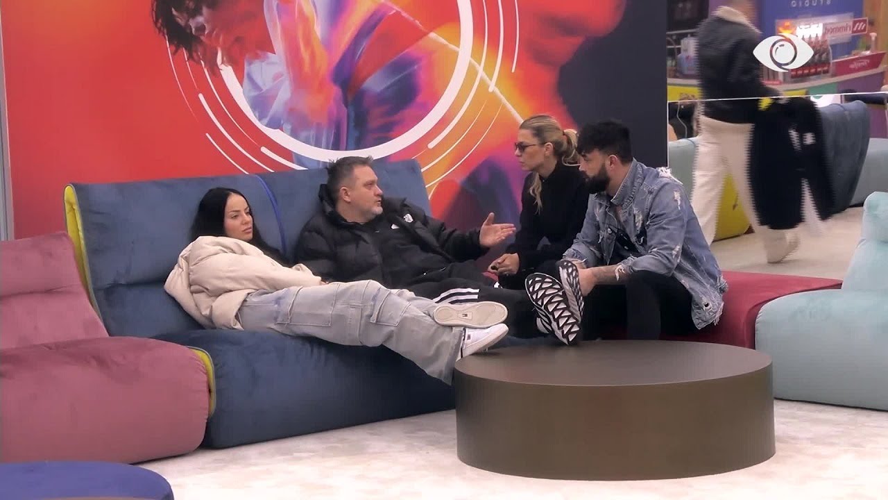 Juli bisedon me Alfion: Vajzat bëjnë debate pa bosht... - Big Brother Albania VIP 3