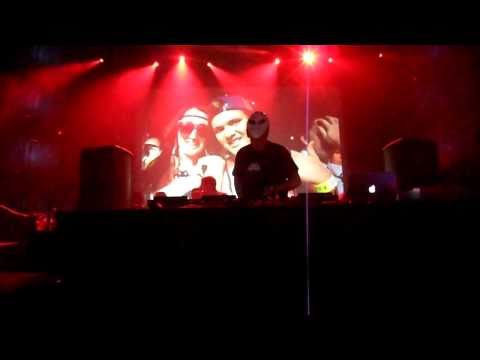 Joachim Garraud playing Niels Van Gogh vs Daniel Strauss " emergency "