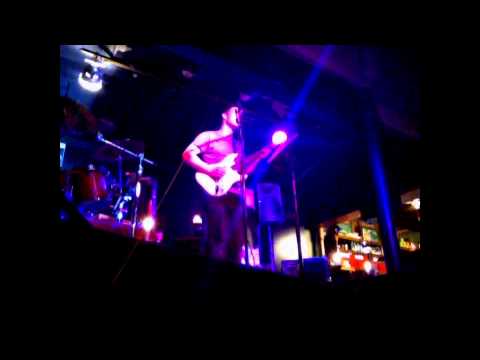 Sindre Dybvikstrand live