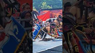 Download lagu Warok Cilik Viral ~ Pakem Owae 99 Cek Live Stream #livejaranan #warokviral #warokanak #warok mp3