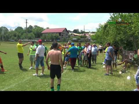 VIDEO. Tensiuni la derbyul dintre Raciu si Darmanesti.