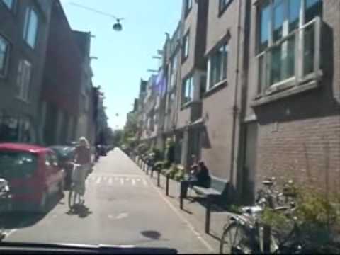 Johnny Jordaan:bij ons in de Jordaan, Jordaanwals en pikketanussie