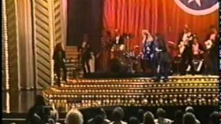 Barbara Mandrell and the Mandrell sisters.mpg