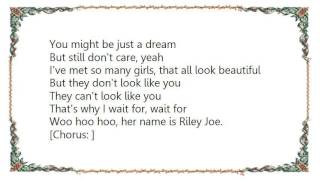 Home Town Hero - Riley Joe Lyrics