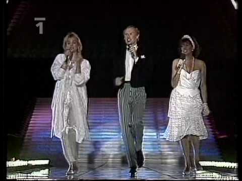 IVETA BARTOŠOVÁ,MARIE ROTTROVÁ,JIŘÍ KORN- VELKOLEPÁ SHOW