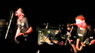 Bigwig - 13 - Falling Down (Live in Quebec City 12/12/2002)