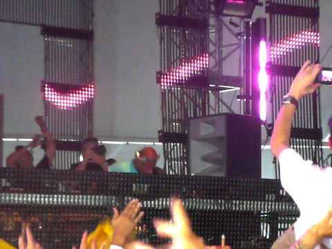 Erick Morillo Live @ ULTRA MUSIC FESTIVAL 2010 sweet diposition