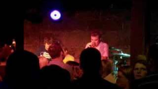 Red Wanting Blue - The Air I Breathe (Short Clip)