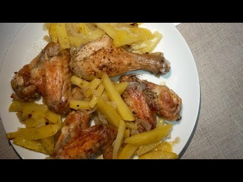 POLLO AL FORNO CON PATATE E CIPOLLE | secondo piatto facile e gustoso