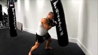 preview picture of video 'MMATERAPIA w CityFit (Radek - 89 kg, Adrian 99 kg) 2014'