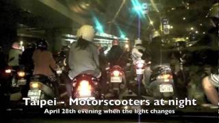 preview picture of video 'Taipei Motorscooters at Night'