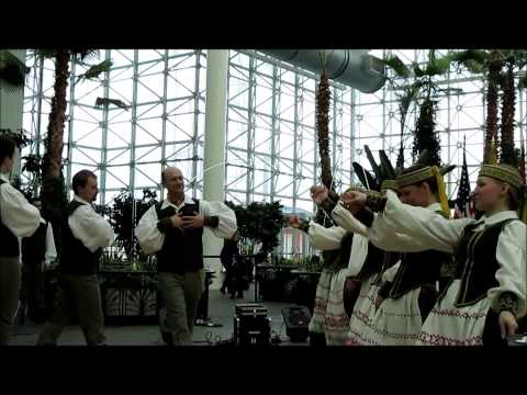 Suktinis Lithuanian Folkloric Dance Group Perform For Neighborhoods of the World at Navy Pier