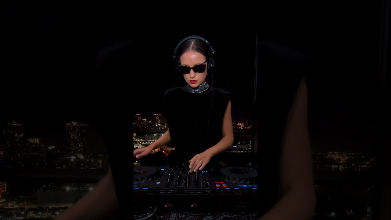 Promotional video thumbnail 2 for DJ Tanya Coleman
