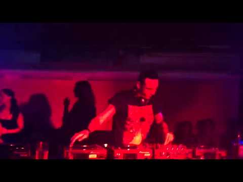 PET Duo @ U60311 Hard Impact & Hart aber Herzlich