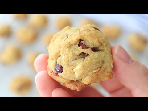 CHUNKY DROP COOKIE RECIPE WITH WHITE CHOCOLATE, WALNUT AND CRANBERRIES