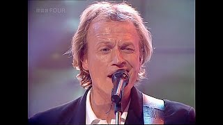 Level 42  -  Love in a Peaceful World  - TOTP  -  1994