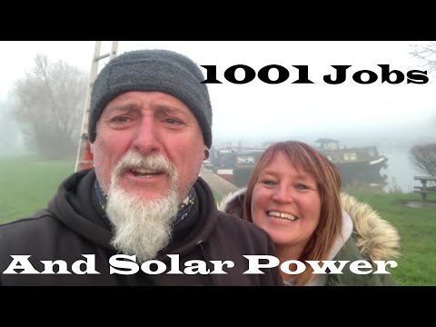 Building Our Narrowboat #28 - 1001 jobs and Solar Installation