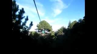 Tirolina en el Parque de Aventuras de La Alberca (Salamanca)