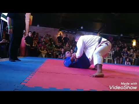 Gilmar Oliveira vs Bob