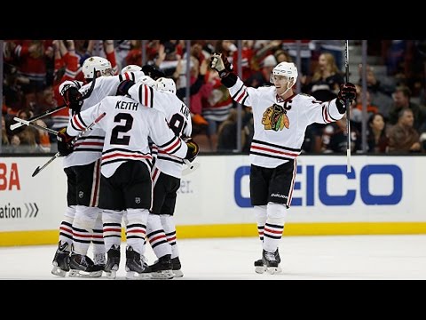 Blackhawks complete late epic comeback against Ducks