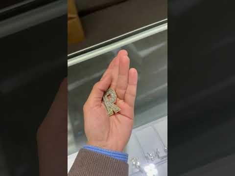 Product video thumbnail