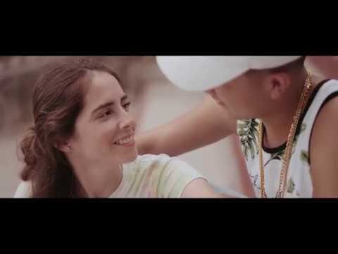 Santa Fe Klan - Bendecido (Cortometraje)