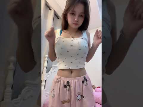 Goyangan Hot 😂 #shorts #youtubeshorts #trending #kienzy #tiktok #youtube #subscribe #goyang #viral