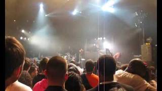Q-TIp performs Gettin Up @ the Roundhouse part 1