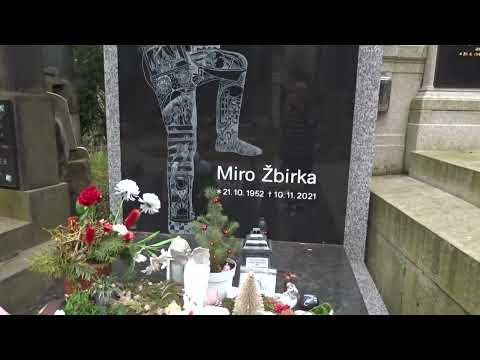 MIROSLAV ŽBIRKA - Náhrobek nejvýznamnějšího slovenského zpěváka /Praha, Olšany